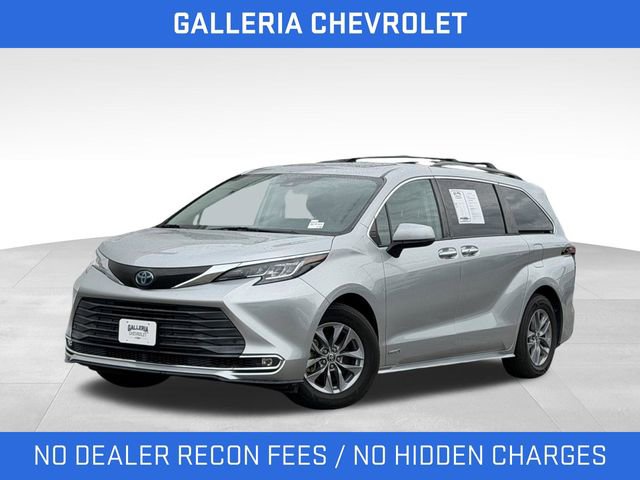 Used 2021 Toyota Sienna XLE