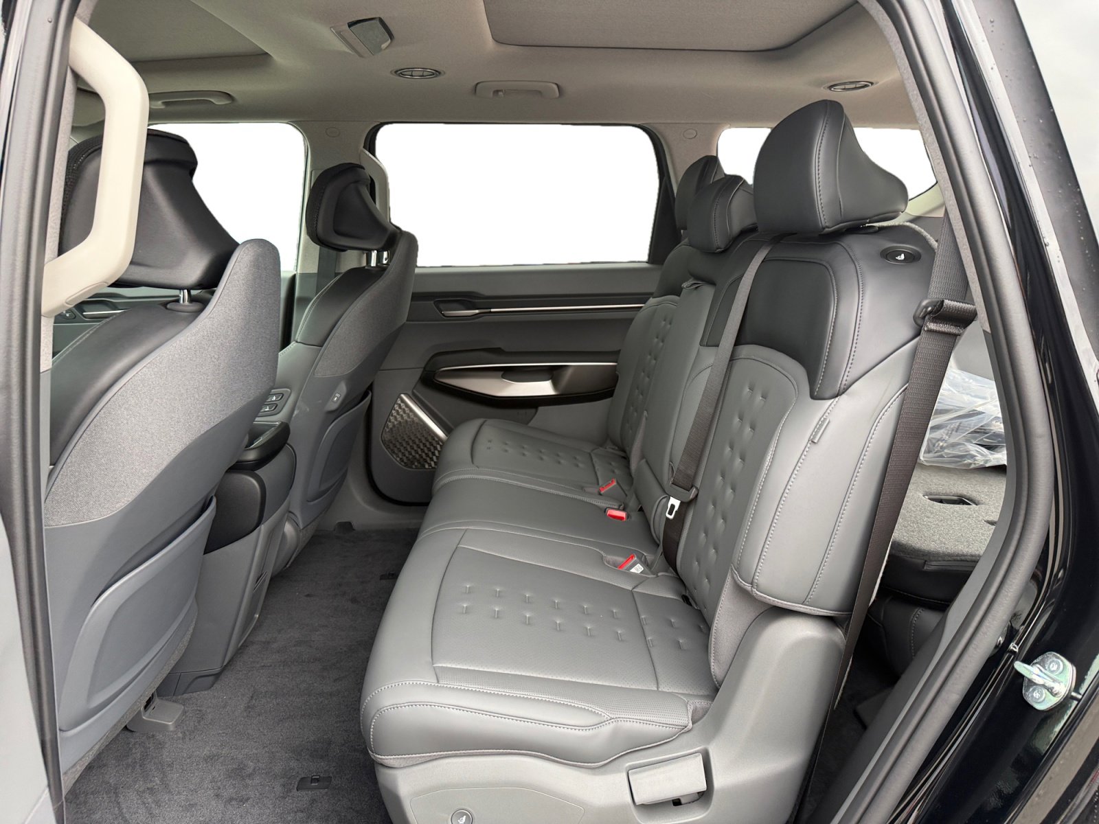 New 2026 Kia EV9 Wind image 16