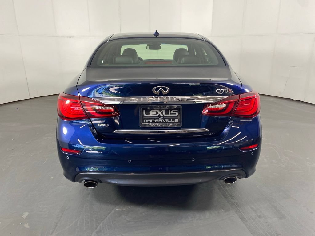 Used 2017 INFINITI Q70 3.7 w/ Technology Package AWD/4WD image 7