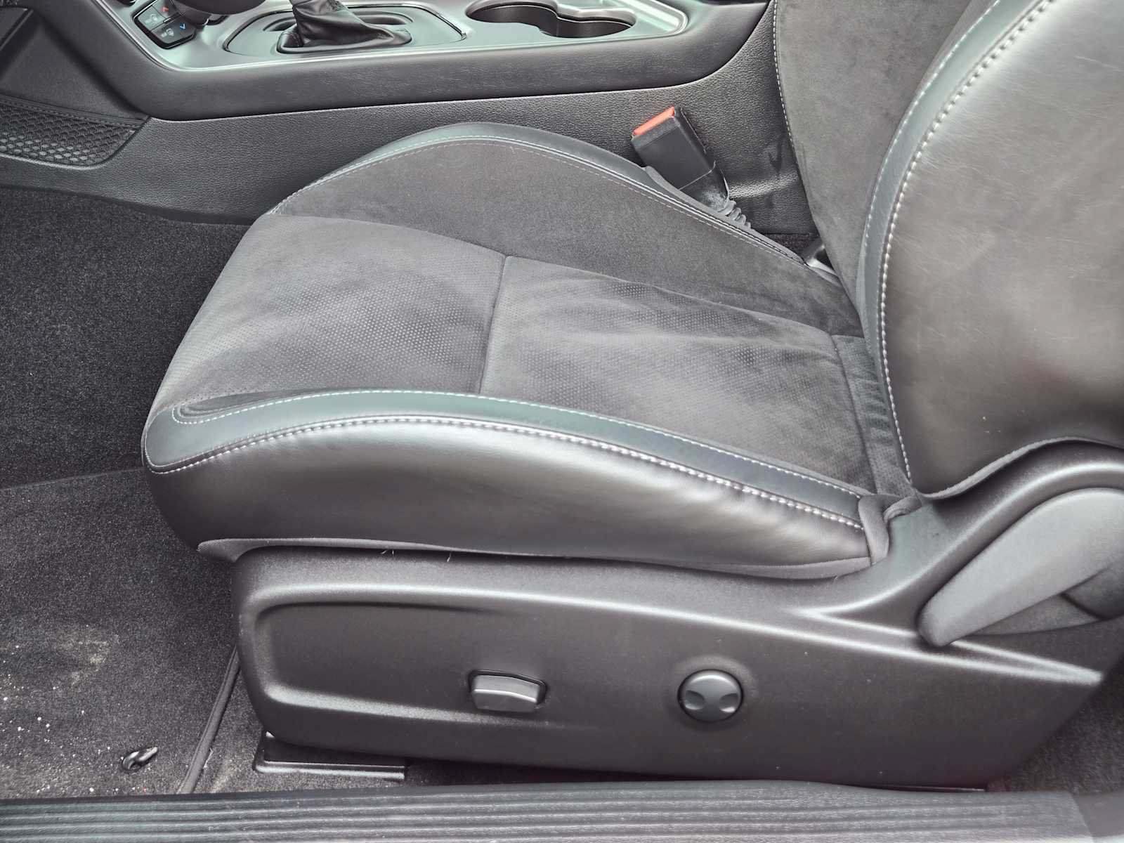 Used 2023 Dodge Challenger R/T w/ Plus Package RWD image 25