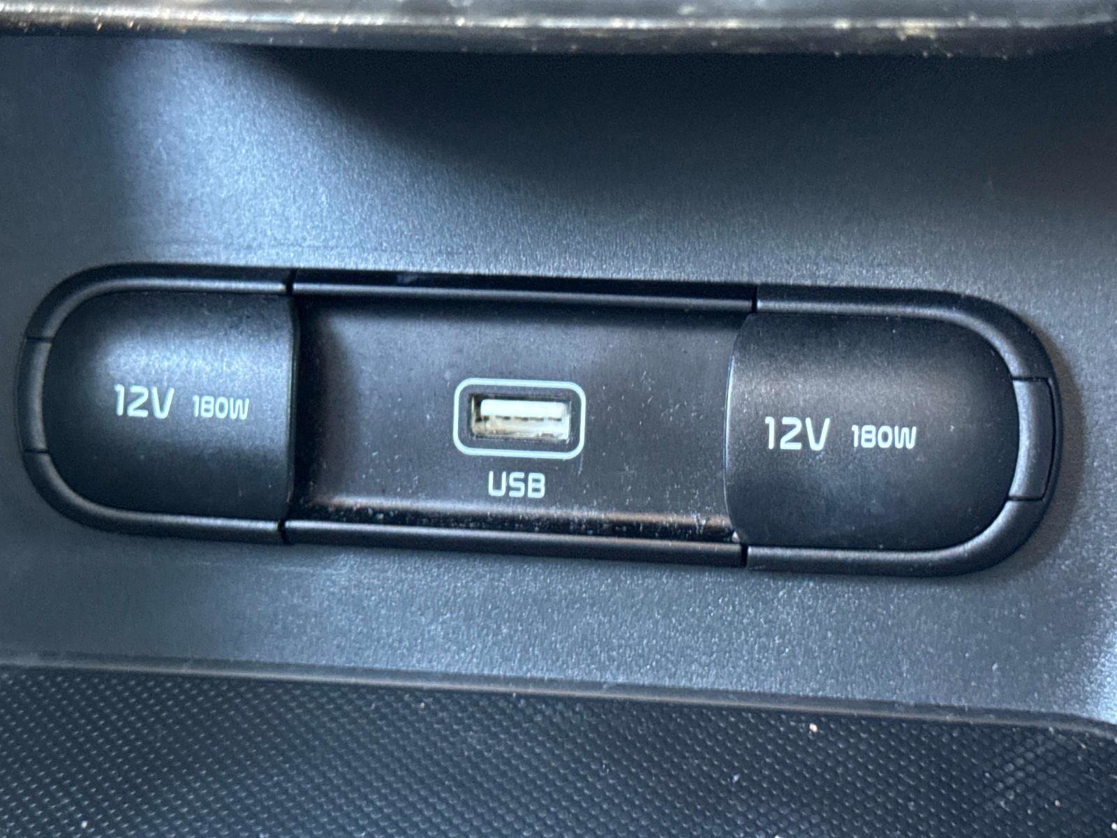 Used 2022 Kia Sportage EX image 29