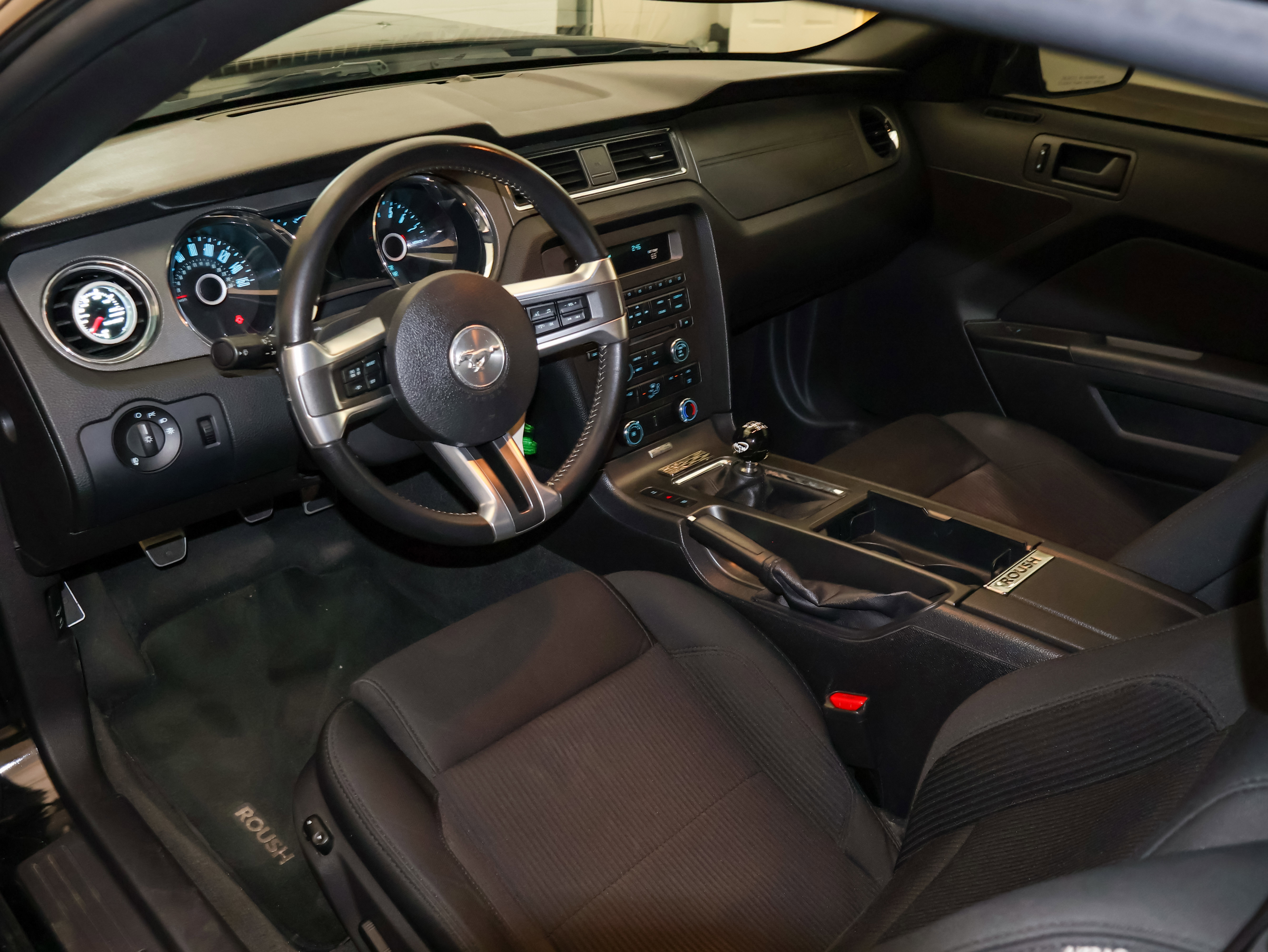 Used 2014 Ford Mustang GT w/ Equipment Group 301A image 16