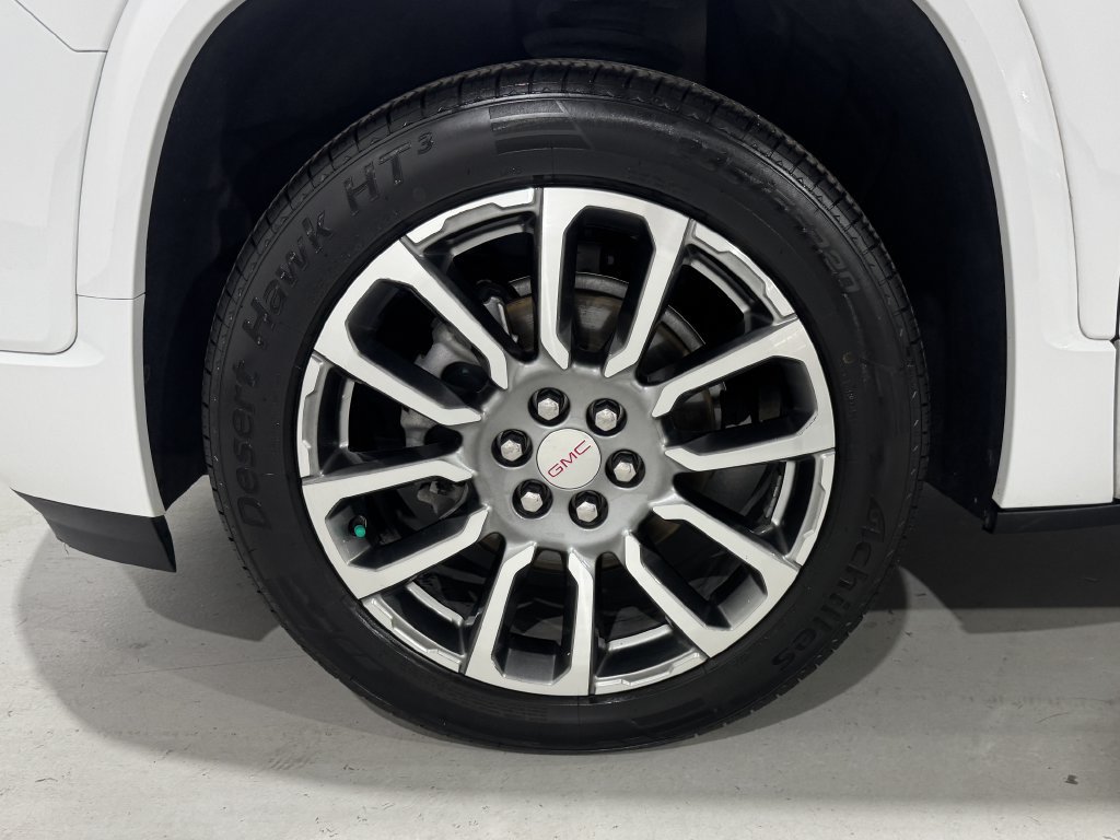 Used 2023 GMC Acadia Denali FWD image 8