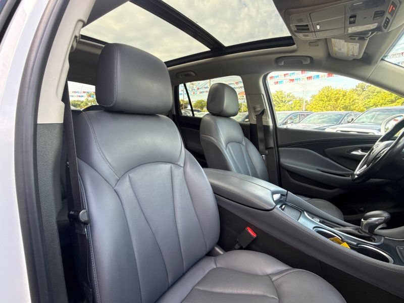 Used 2019 Buick Envision Premium AWD/4WD image 18