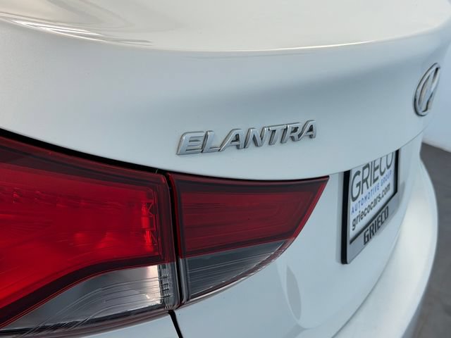 Used 2016 Hyundai Elantra Value Edition FWD image 10