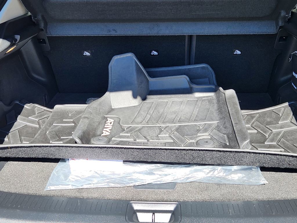 Used 2023 Nissan Ariya AWD image 26