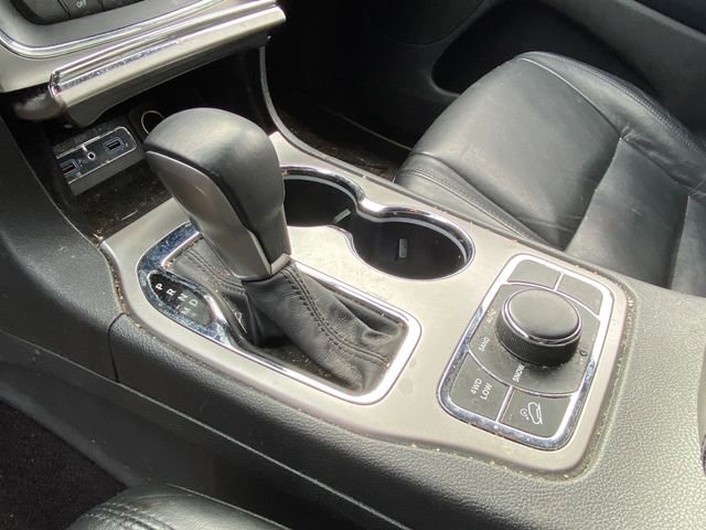 Used 2018 Jeep Grand Cherokee Limited image 9