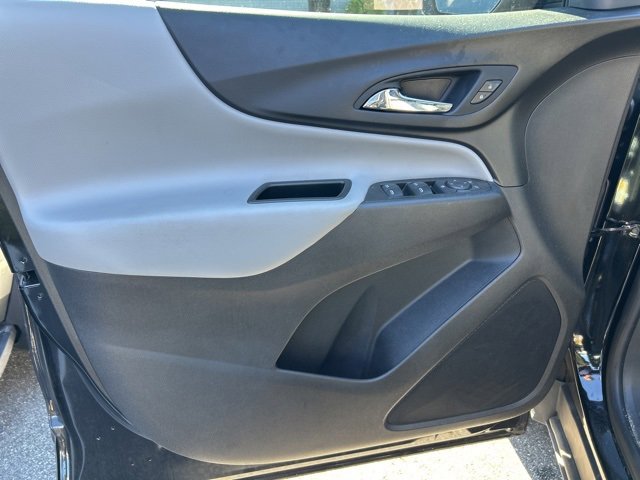 Used 2024 Chevrolet Equinox LS w/ Driver Confidence II Package image 9
