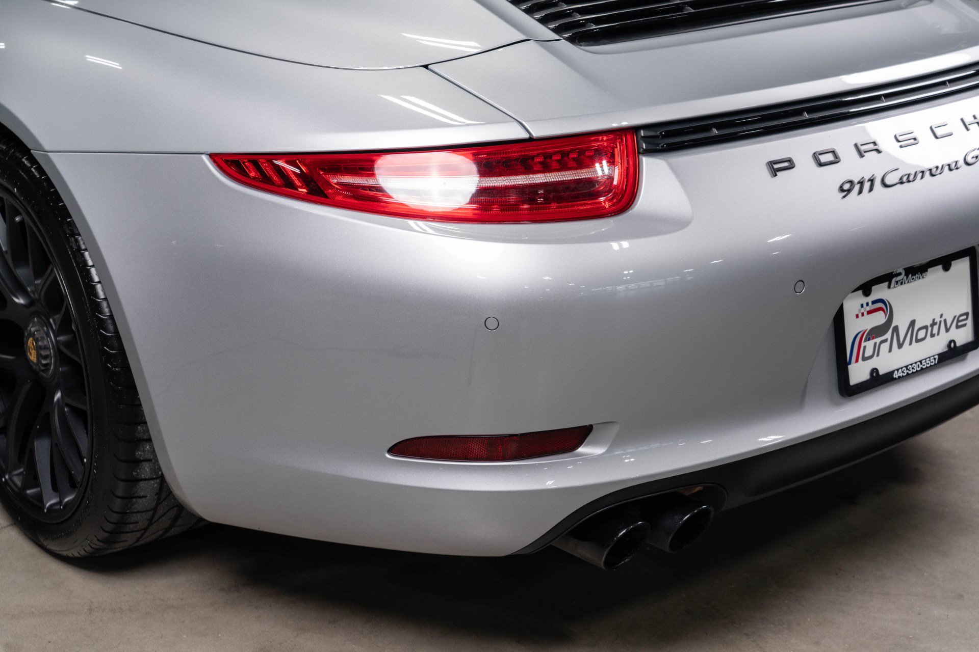 Used 2015 Porsche 911 Carrera GTS RWD image 32