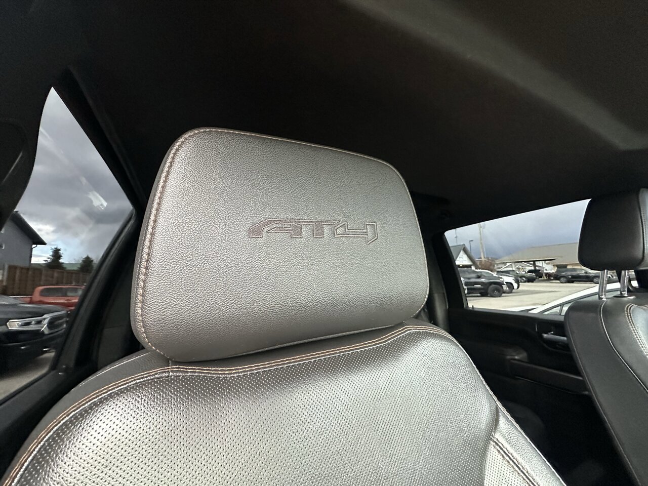 Used 2021 GMC Sierra 2500 AT4 w/ Gooseneck/5TH Wheel Package image 24