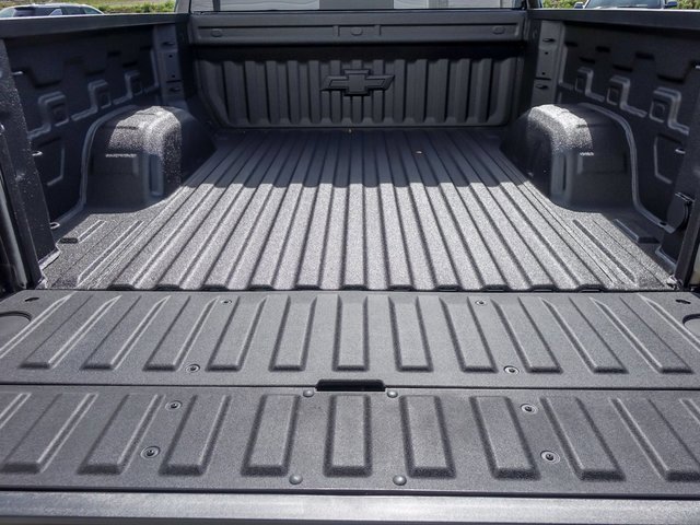 New 2026 Chevrolet Silverado 1500 ZR2 image 8