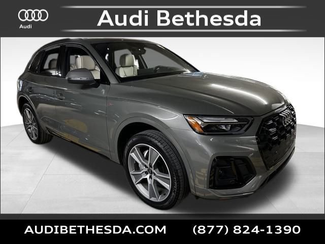 Certified 2025 Audi Q5 2.0T Premium w/ Convenience Plus Package