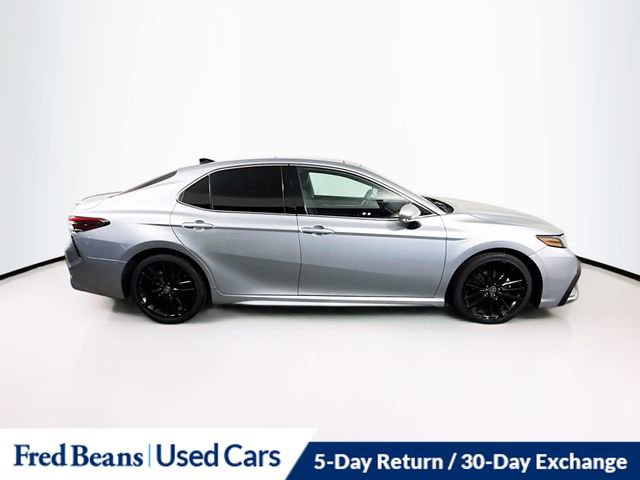 Used 2024 Toyota Camry XSE w/ Navigation Package image 9
