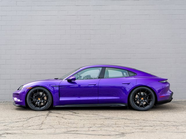 New 2025 Porsche Taycan GTS image 2