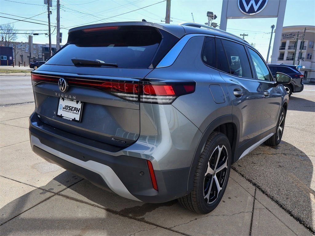 New 2026 Volkswagen Tiguan SE image 5