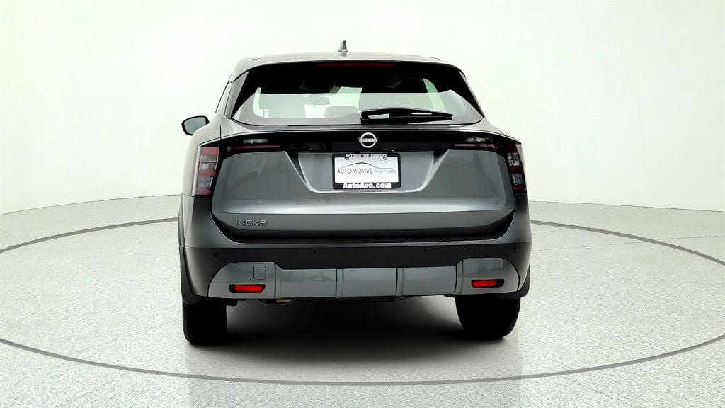Used 2025 Nissan Kicks S FWD image 6