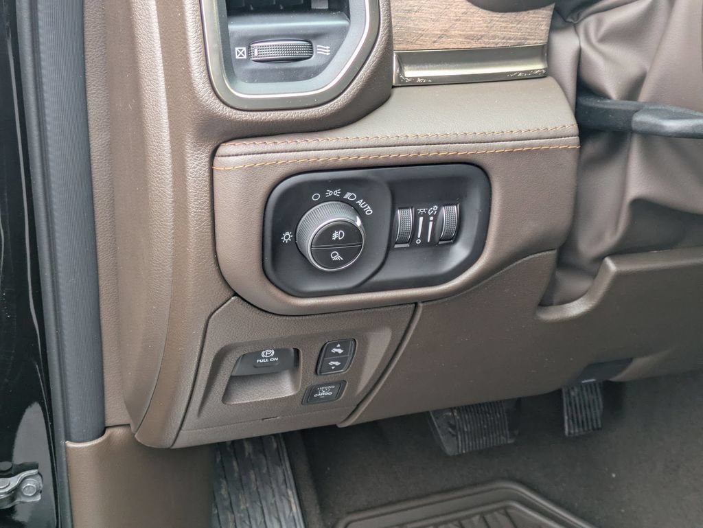 New 2026 RAM 1500 Limited AWD/4WD image 14
