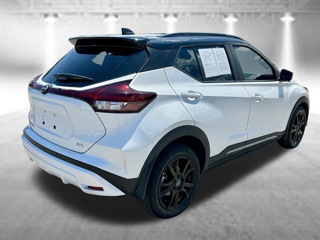 Certified 2024 Nissan Kicks SR w/ SR Premium Package FWD image 6