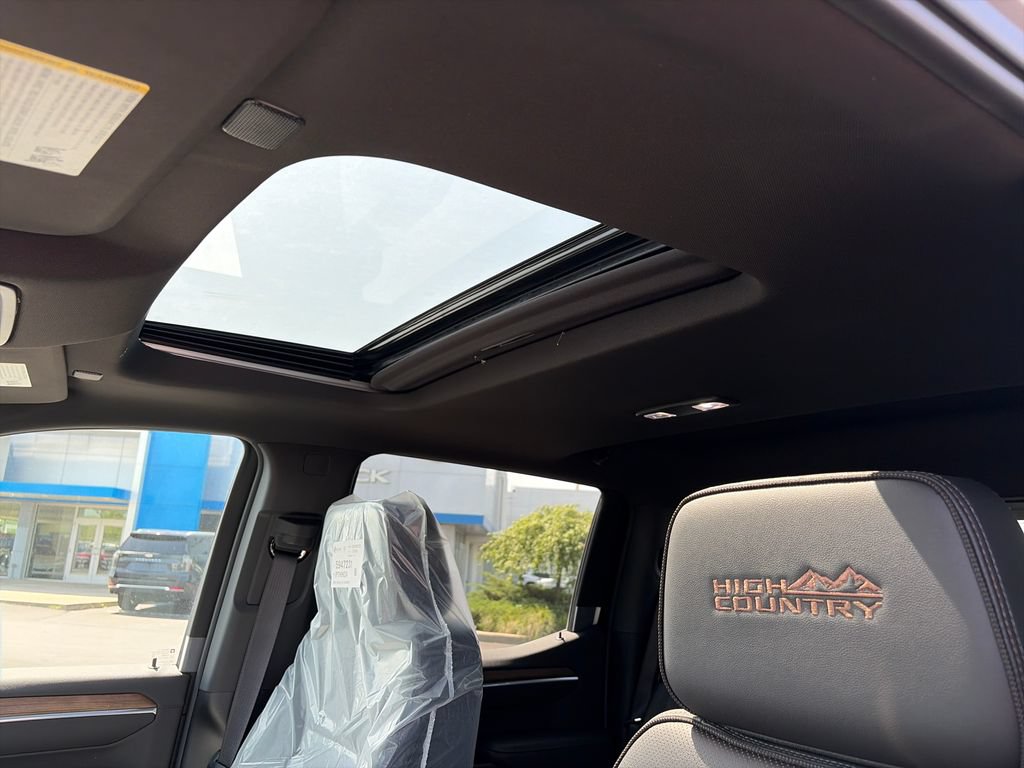 New 2026 Chevrolet Silverado 1500 High Country AWD/4WD image 28