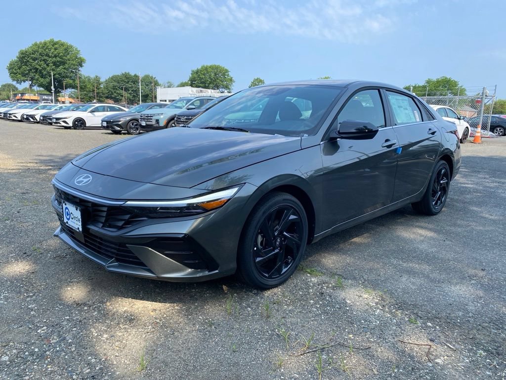 New 2026 Hyundai Elantra SEL Sport Premium FWD image 6