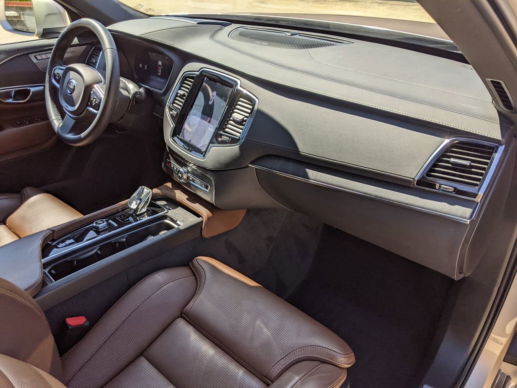 Used 2023 Volvo XC90 B6 Ultimate w/ Protection Package Premier AWD/4WD image 21
