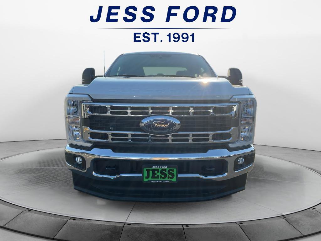 New 2026 Ford F350 XLT image 8