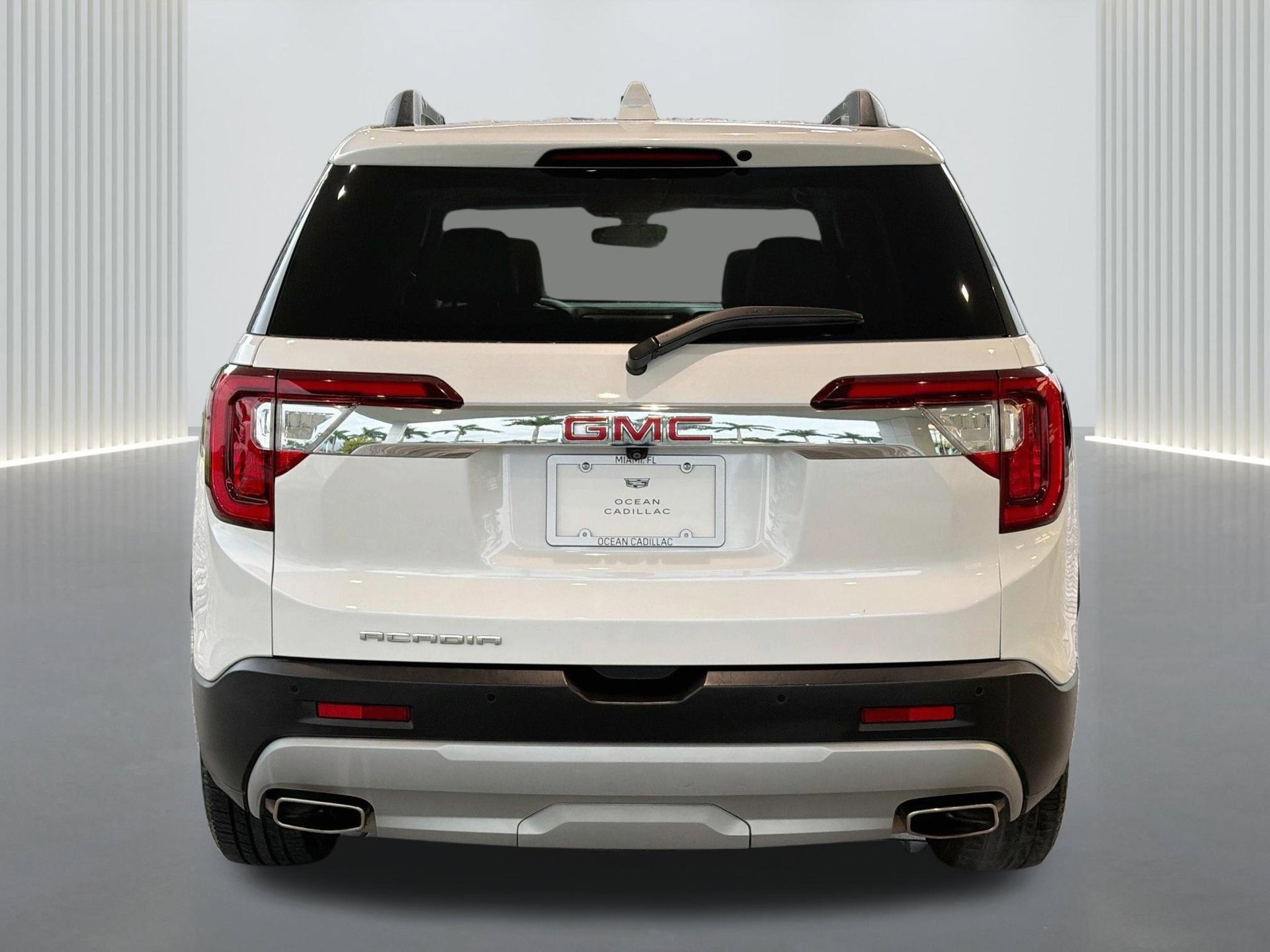 Used 2020 GMC Acadia SLT FWD image 4