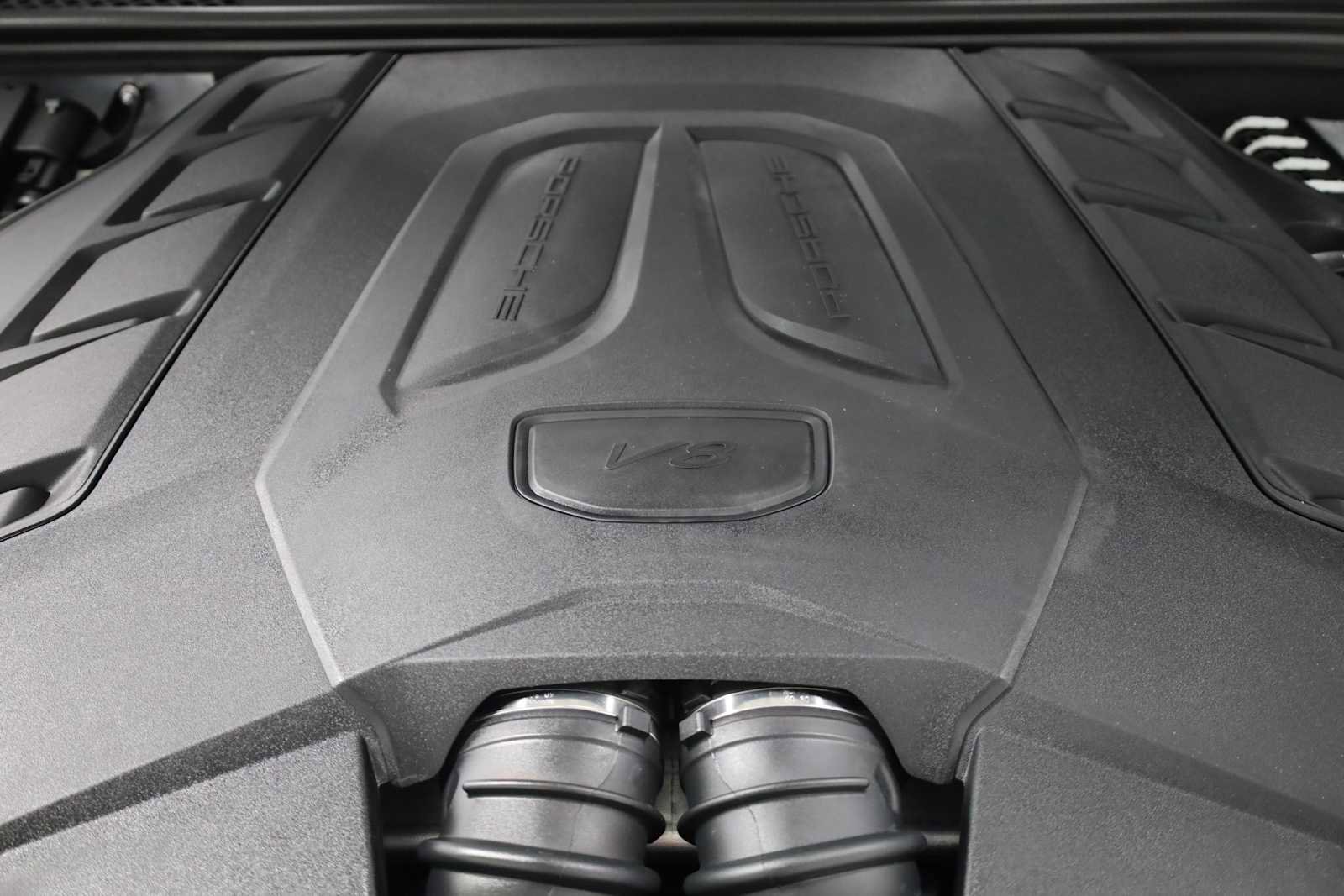 New 2025 Porsche Cayenne GTS image 49