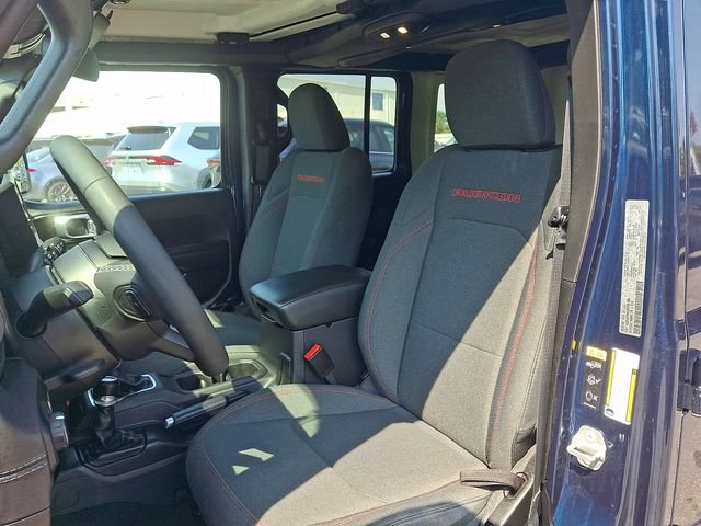Used 2025 Jeep Wrangler Unlimited Rubicon AWD/4WD image 13