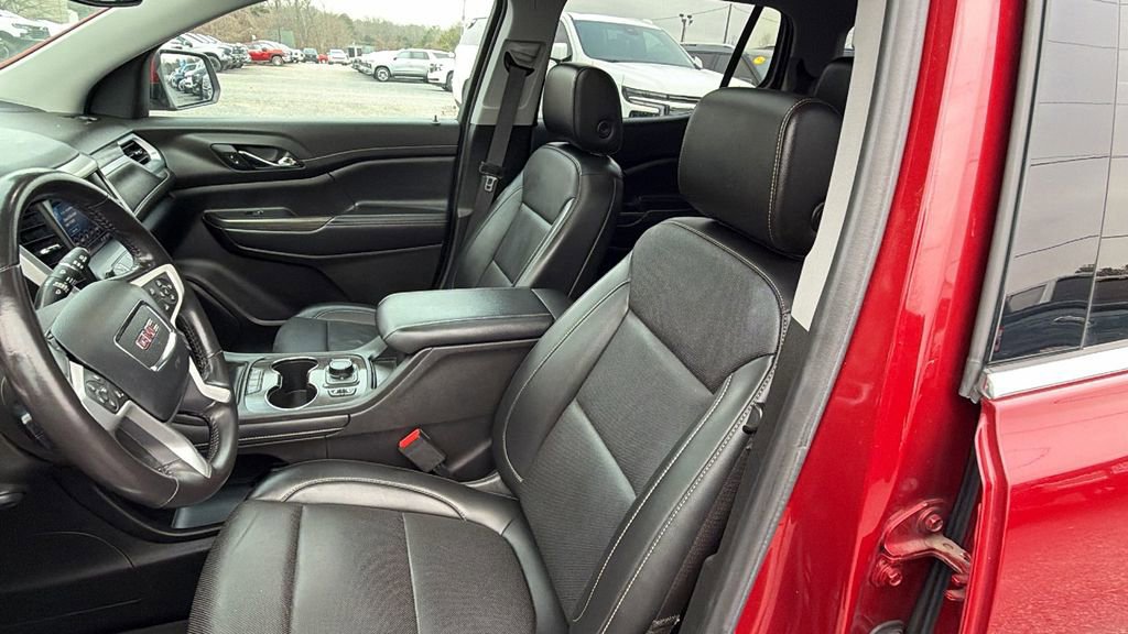 Used 2021 GMC Acadia SLT w/ Preferred Package image 14