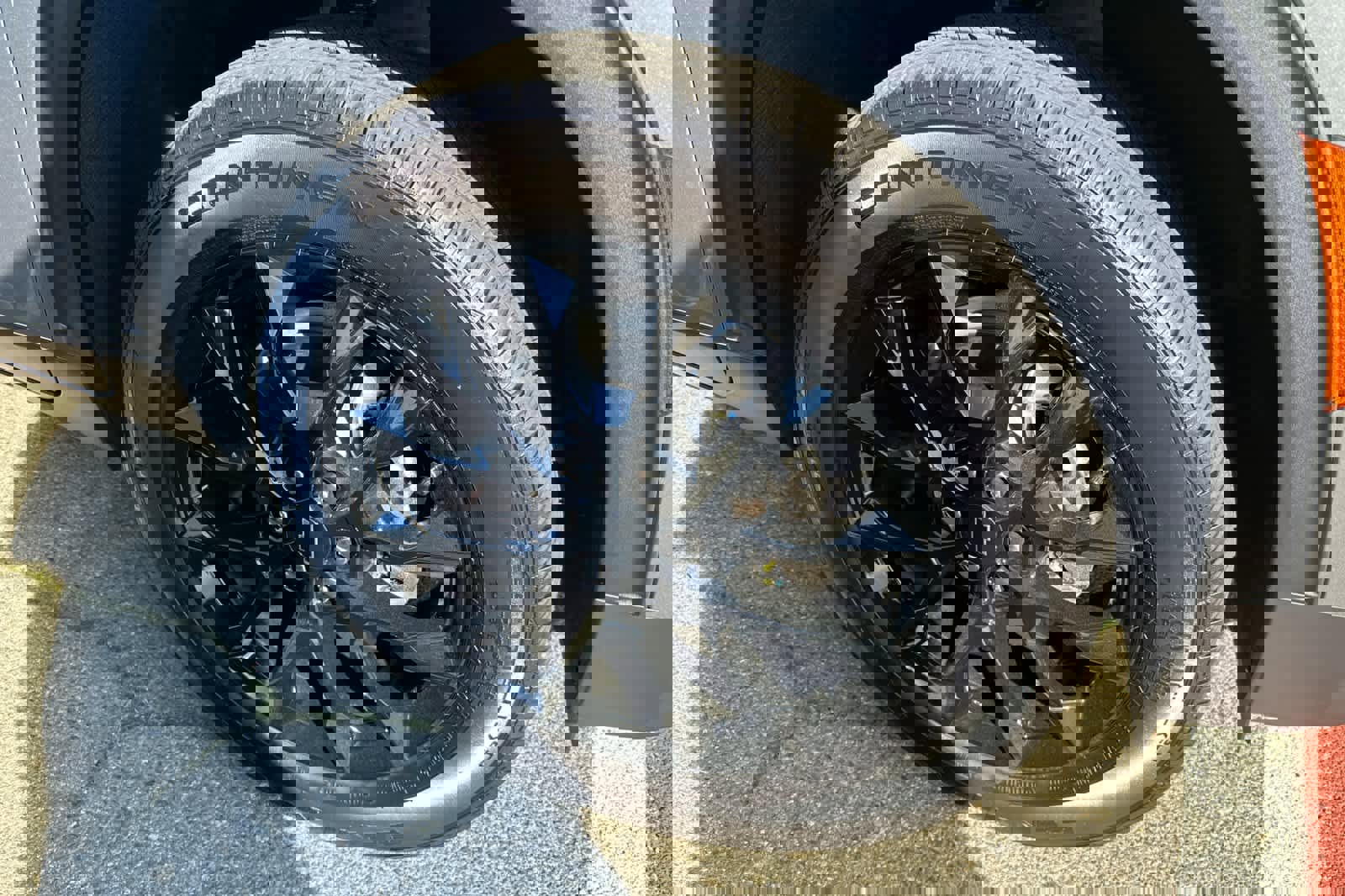 Used 2026 Chevrolet Traverse LT w/ Midnight/Sport Edition image 15