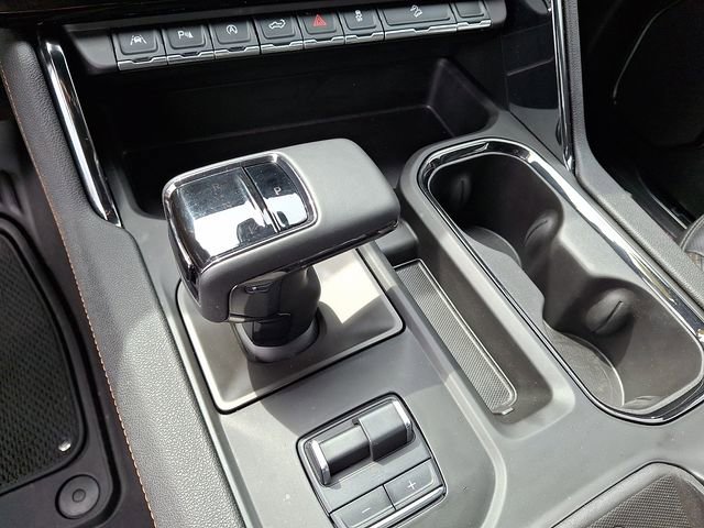 Used 2024 GMC Sierra 1500 AT4 w/ Technology Package image 11