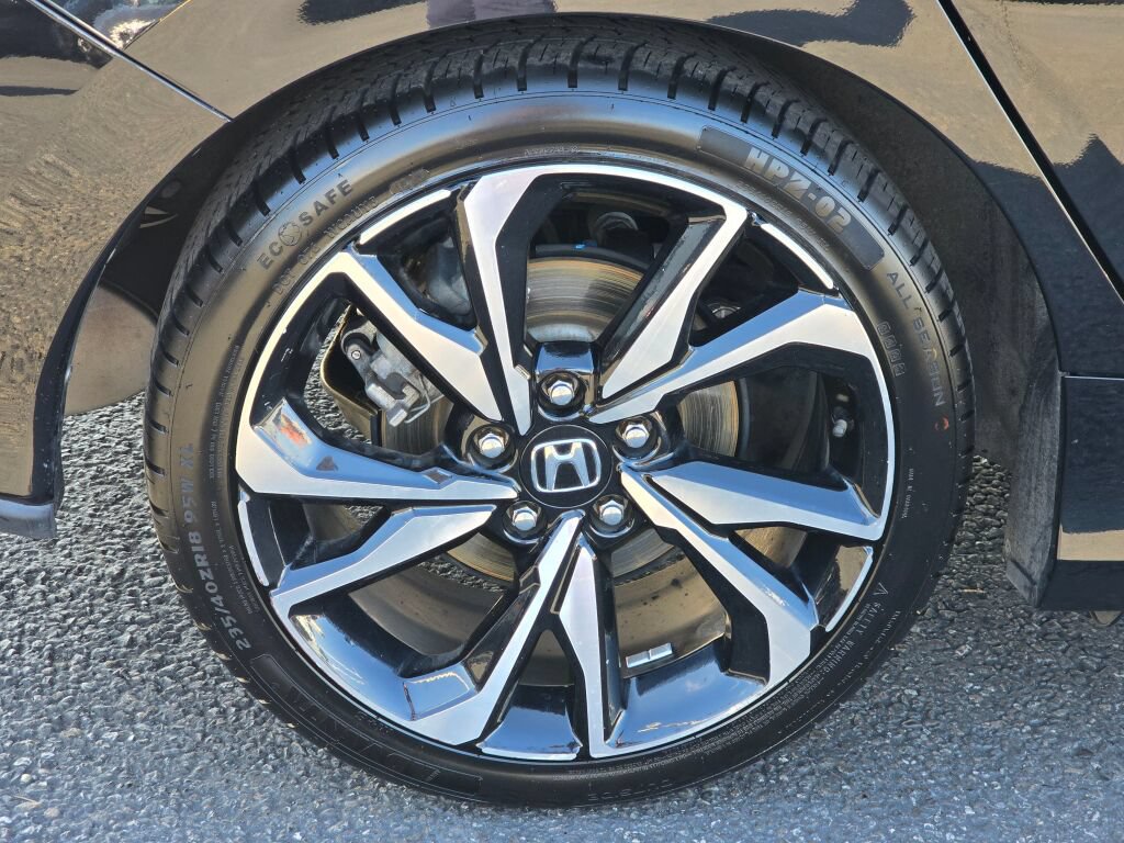 Used 2018 Honda Civic Si image 10