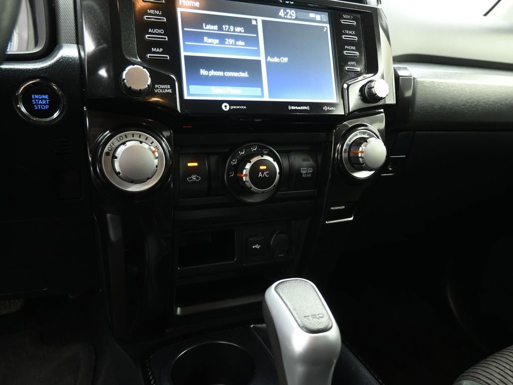 Used 2024 Toyota 4Runner TRD Off-Road image 16