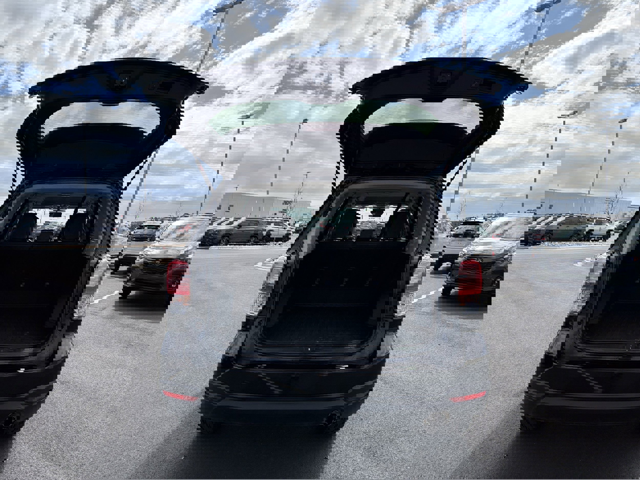 Used 2018 Subaru Forester 2.5i Limited image 11