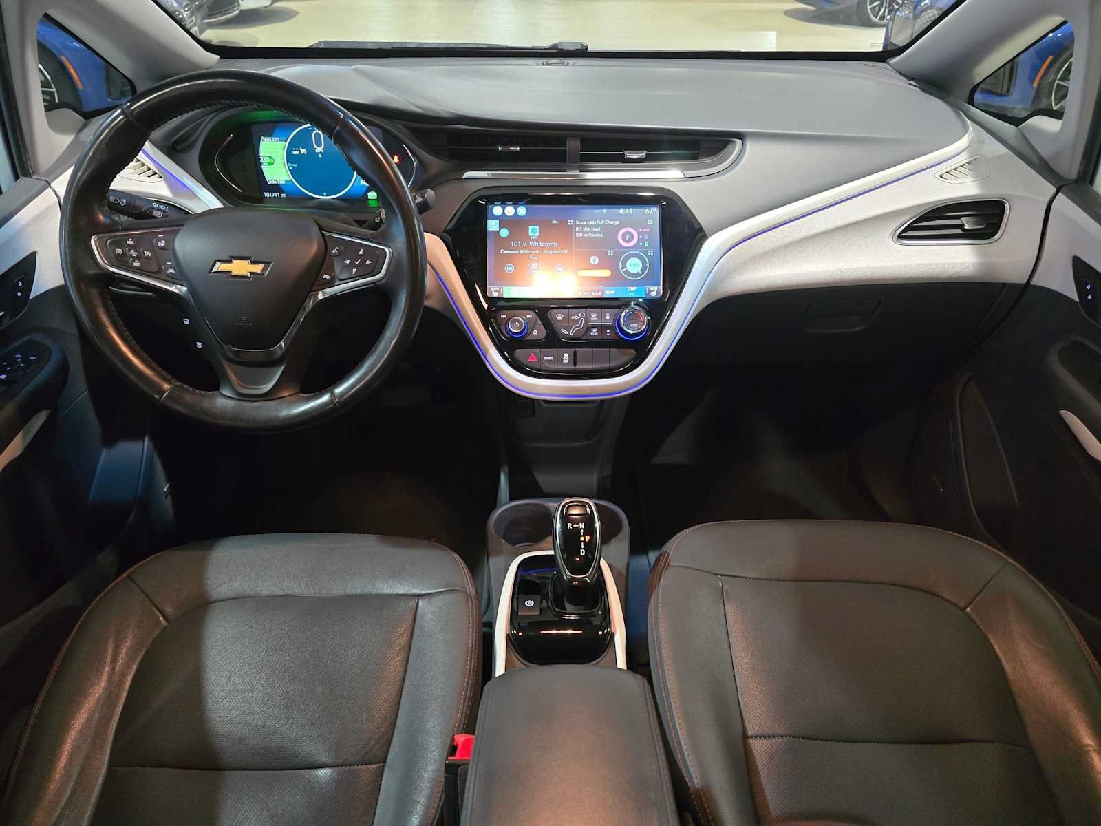Used 2017 Chevrolet Bolt Premier w/ Driver Confidence II Package FWD image 18