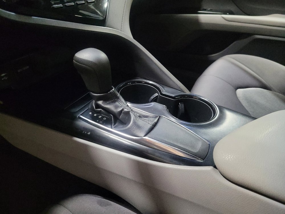 Used 2019 Toyota Camry LE image 26