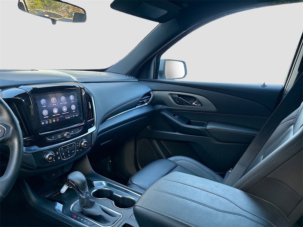 Used 2023 Chevrolet Traverse LT image 22