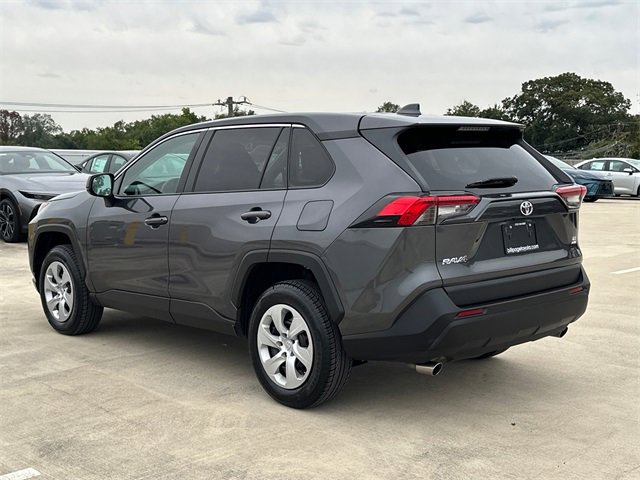 Certified 2022 Toyota RAV4 LE image 3