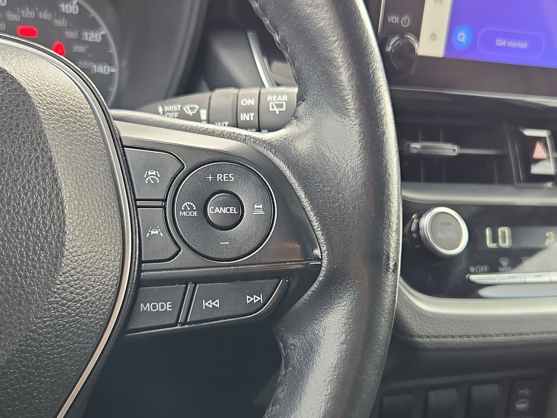 Used 2023 Toyota Corolla Cross S AWD/4WD image 18