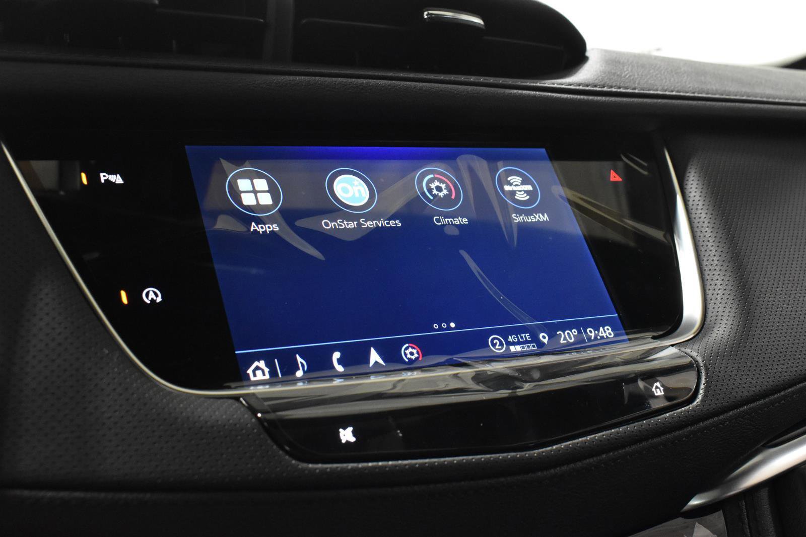 Used 2025 Cadillac XT5 Premium Luxury w/ LPO, Floor Liner Package FWD image 9