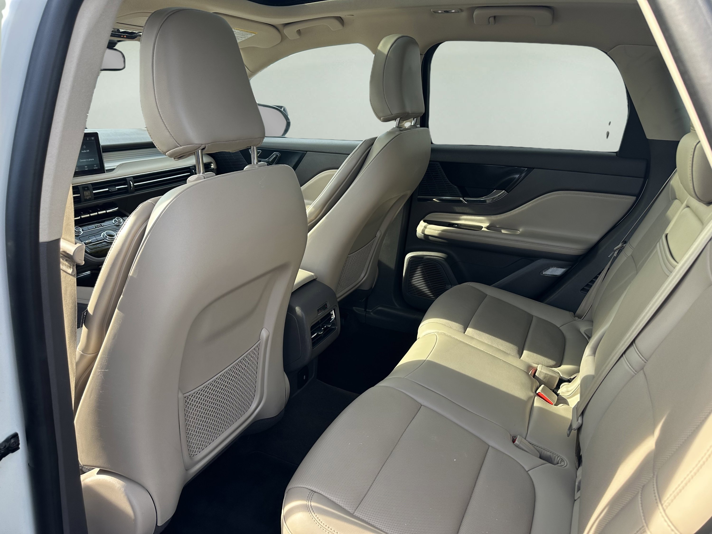 Certified 2022 Lincoln Corsair AWD w/ Premium Package image 10