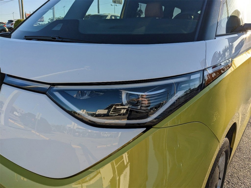 New 2025 Volkswagen ID. Buzz Pro S Plus image 9