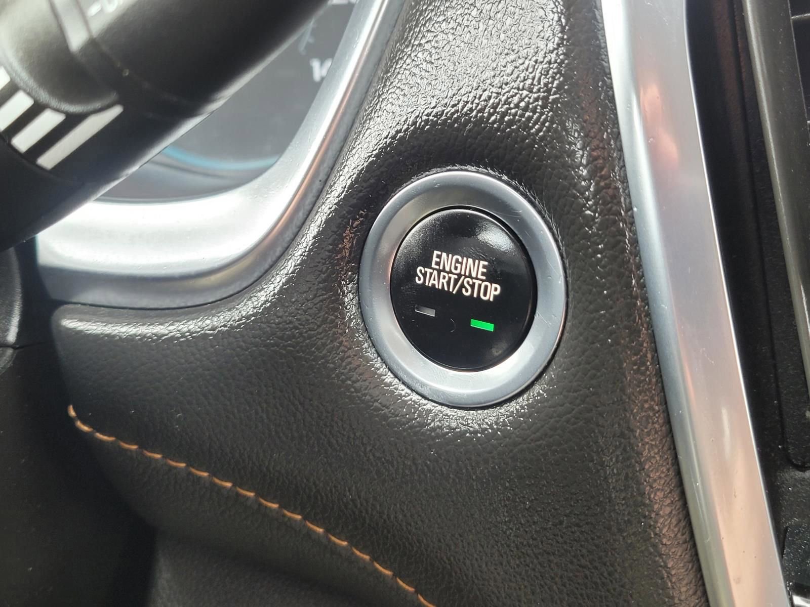 Used 2021 Chevrolet Traverse LS FWD image 28