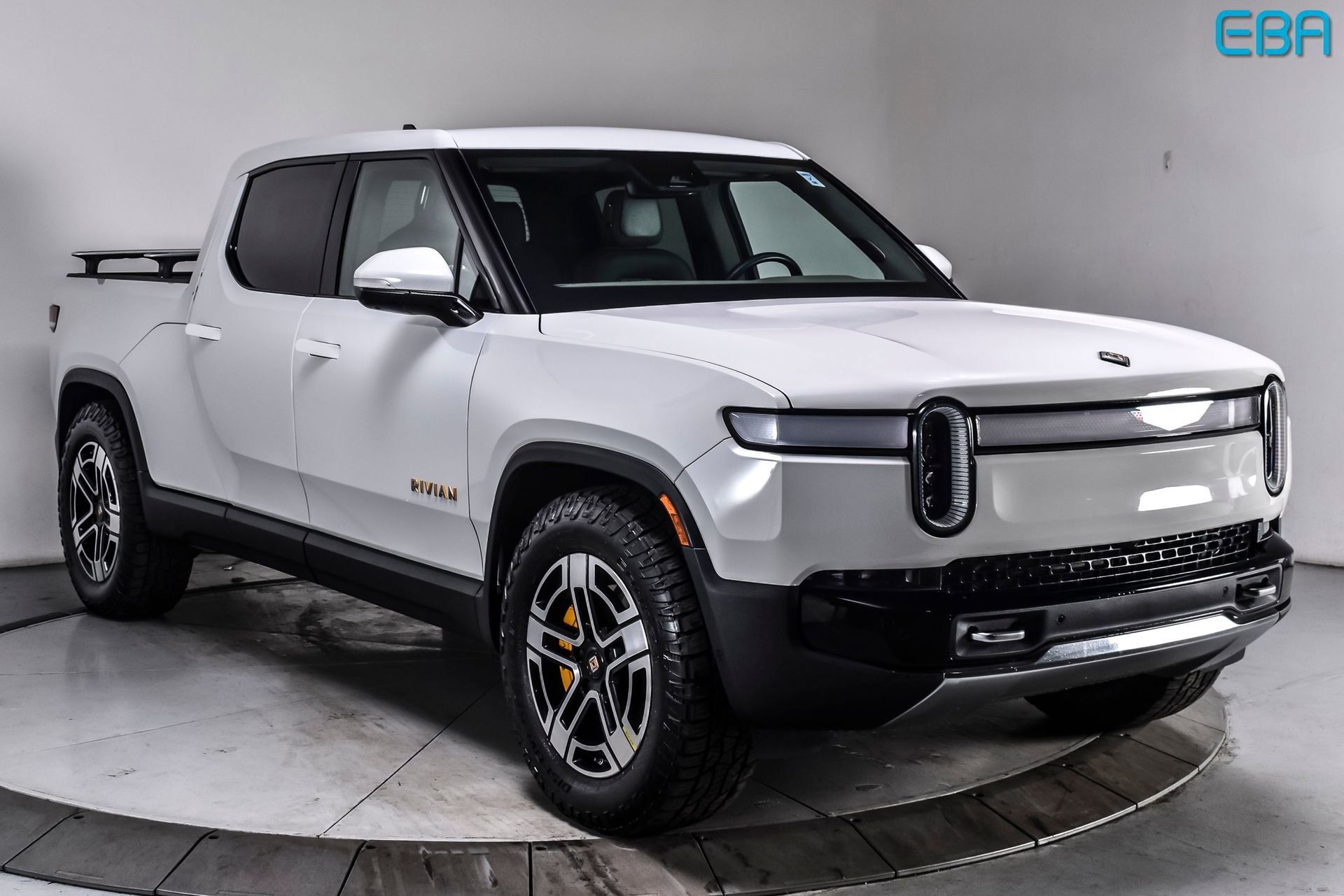 Used 2022 Rivian R1T Adventure AWD/4WD image 1
