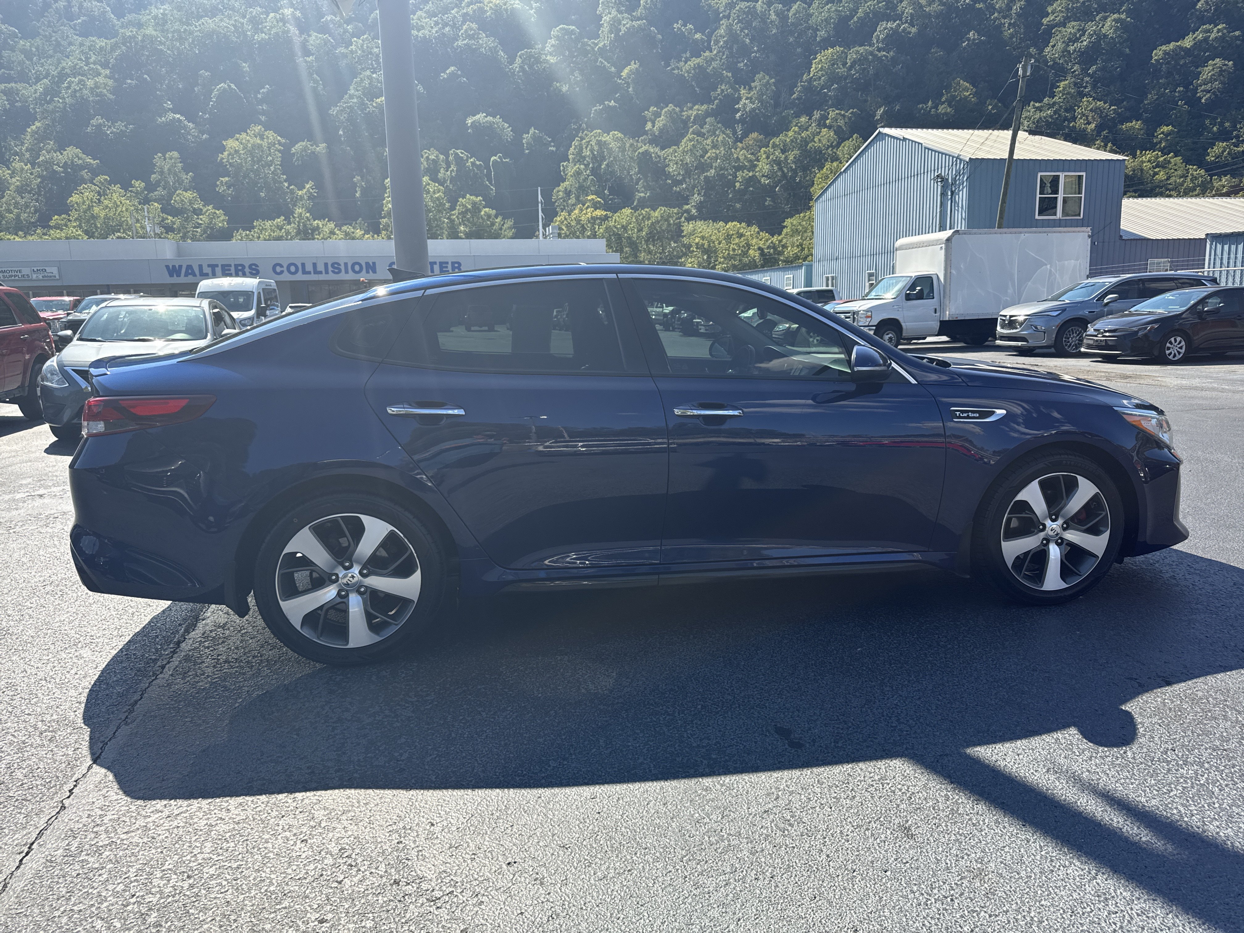 Used 2018 Kia Optima SX FWD image 8