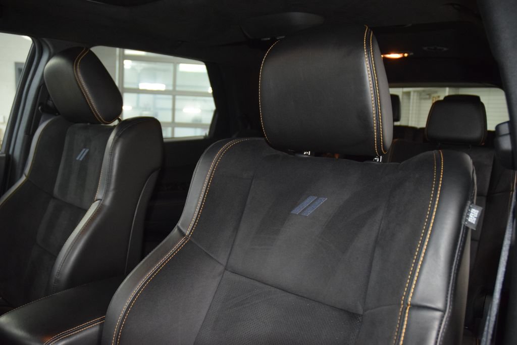 Used 2023 Dodge Durango R/T w/ Hemi Orange Plus Package AWD/4WD image 43