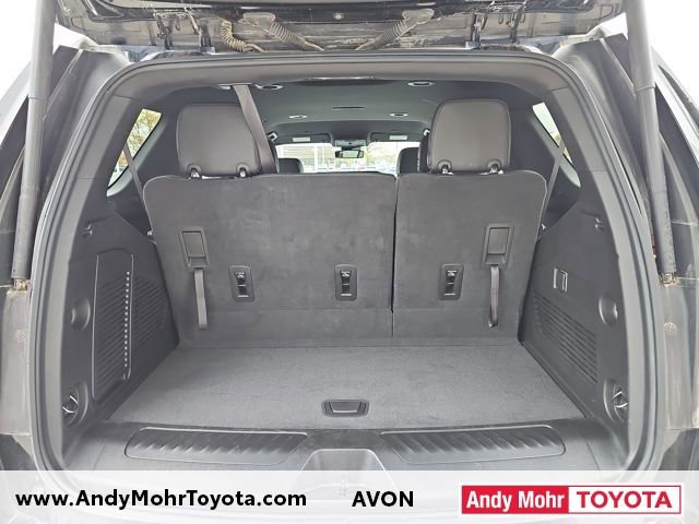 Used 2024 GMC Yukon SLT image 30