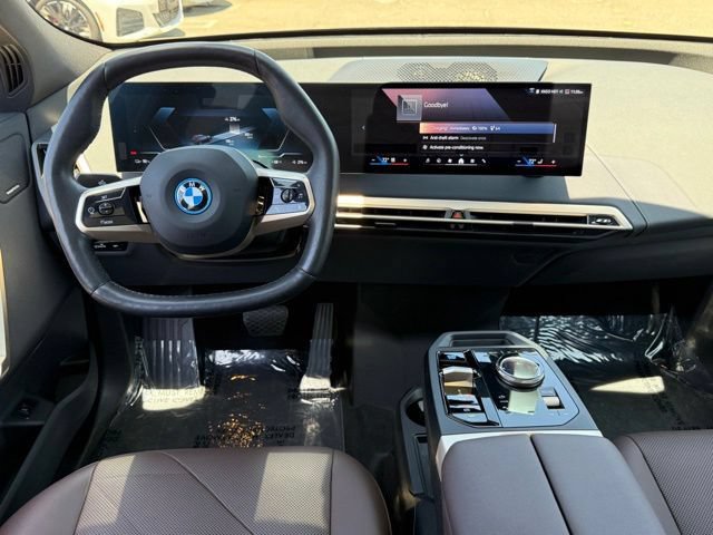 Certified 2024 BMW iX xDrive50 w/ Sport Package AWD/4WD image 32