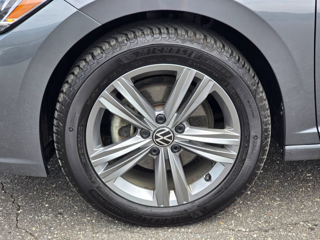 Used 2024 Volkswagen Jetta SE FWD image 11